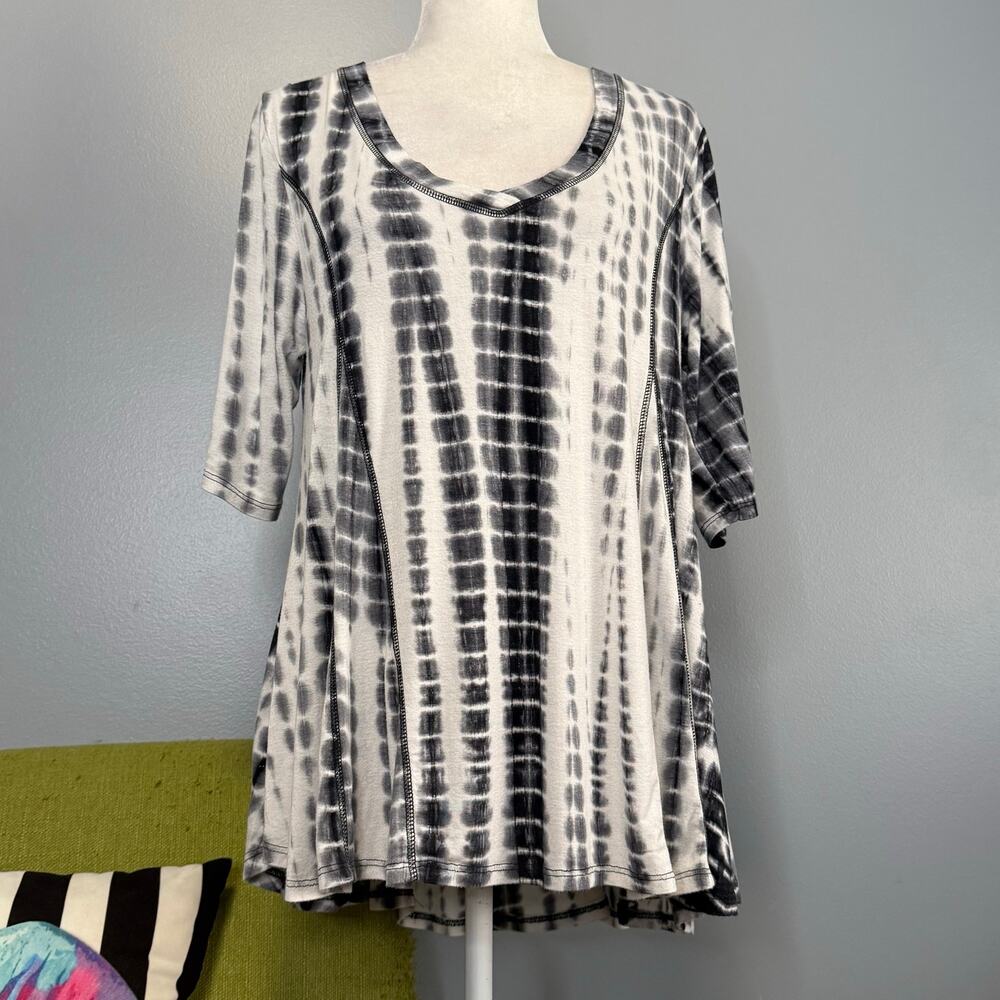 Saint Tropez West Black White Tie Dye Flowy Top